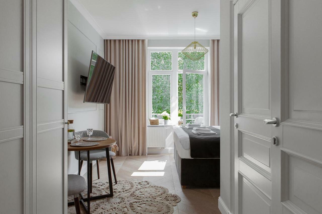 King Sobieski Apartments By Oneapartments 소포트 외부 사진