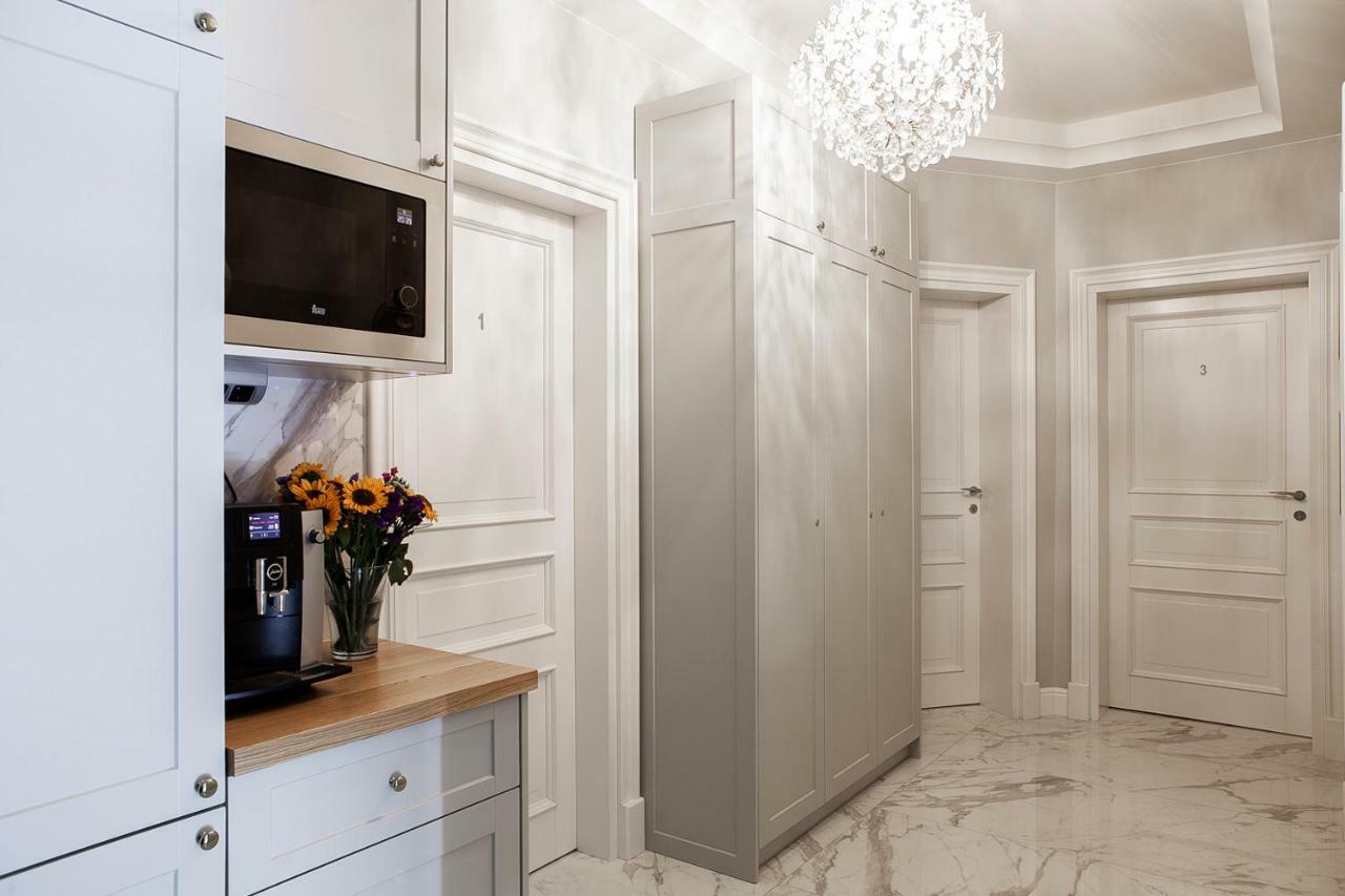 King Sobieski Apartments By Oneapartments 소포트 외부 사진