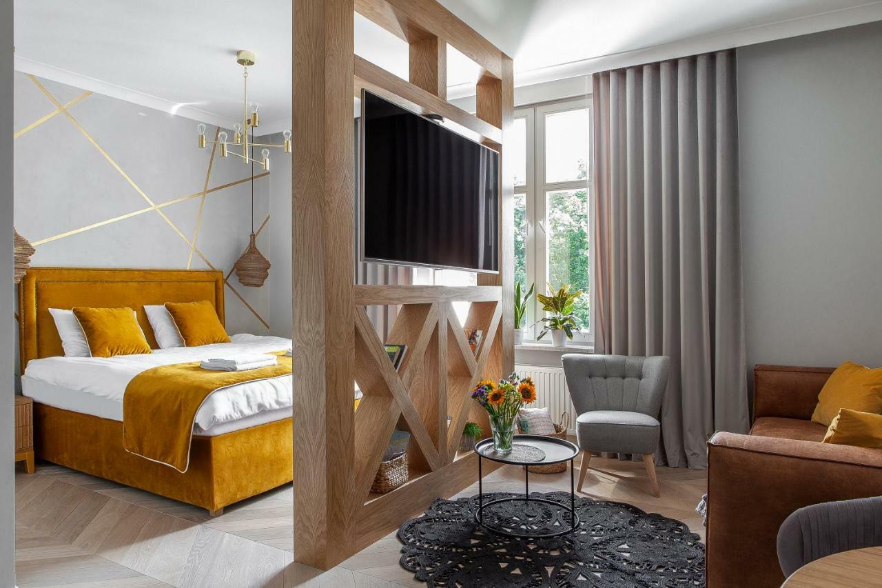 King Sobieski Apartments By Oneapartments 소포트 외부 사진