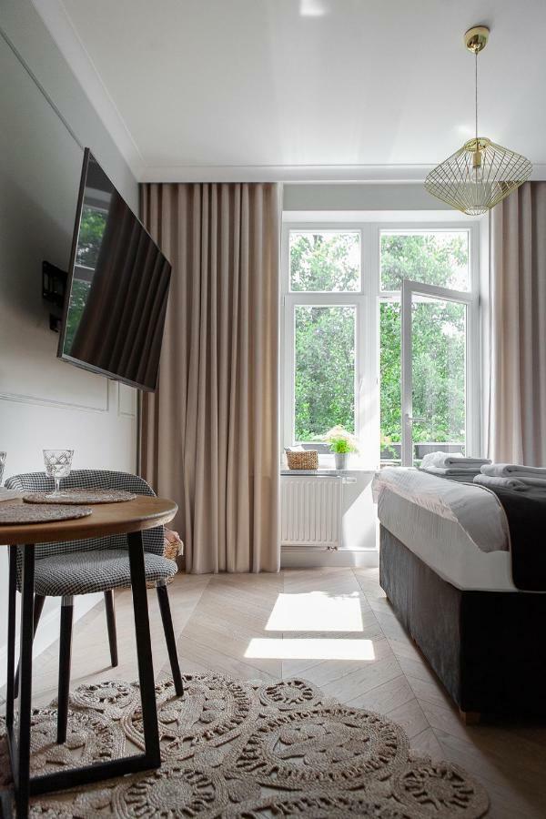 King Sobieski Apartments By Oneapartments 소포트 외부 사진